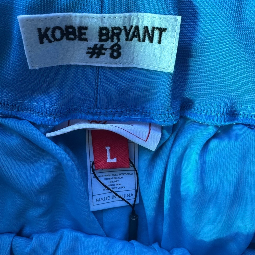 Headgear Classics Kobe Bryant Crenshaw Blue Mesh Shorts Mens Size L. NWT - Picture 3 of 8